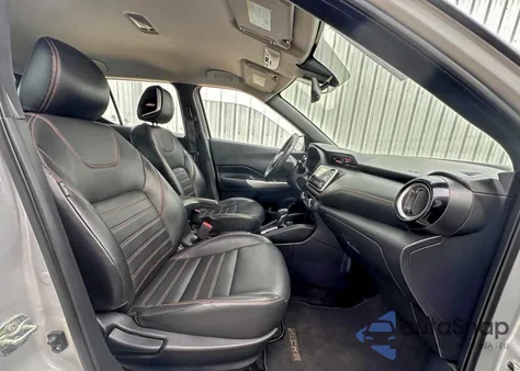 2020 Nissan Kicks Sr from USA, damaged, VIN 3N1CP5DV2LL499597